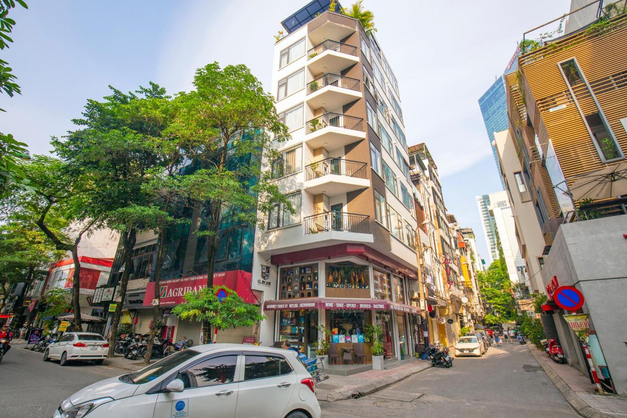 Sumitomo13 - At 81 Linh Lang Street Hà Nội
